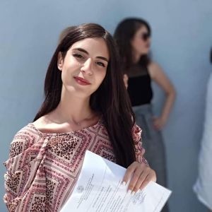 Μαρία Καραμπελιά